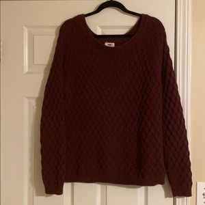Maroon knitted sweater